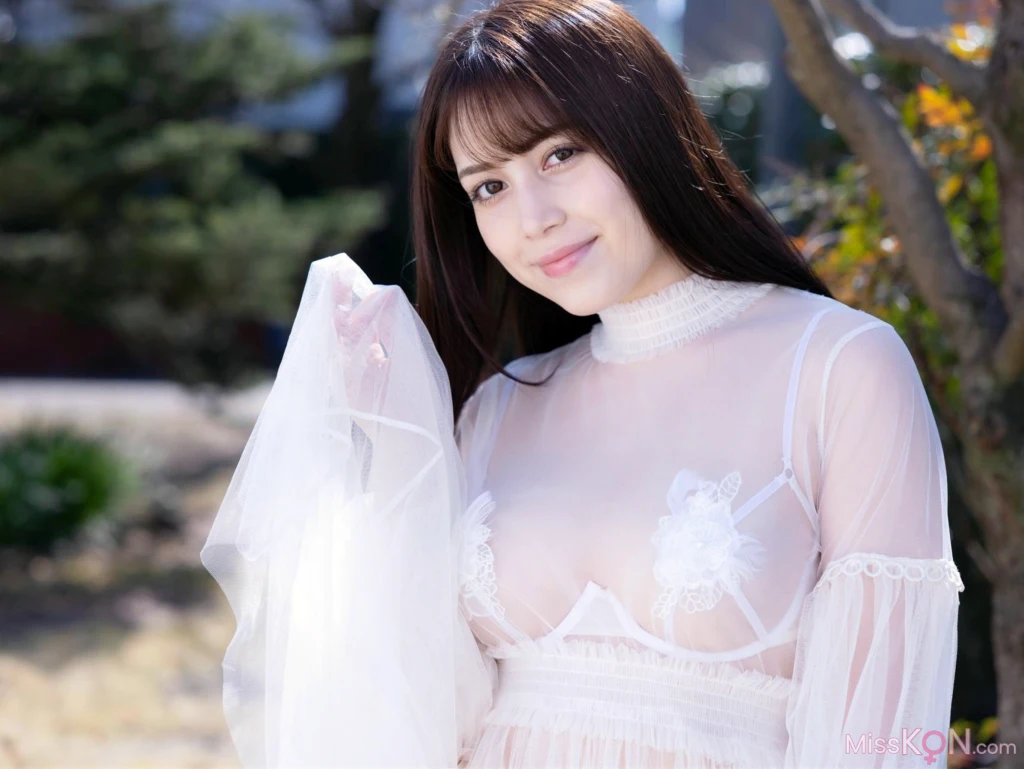 [JP] Michelle Megumi (ミッシェル愛美): 恋が咲くとき (86 photos)