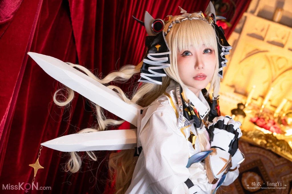 Coser@楊衣Yangyi: Crown (33 photos)