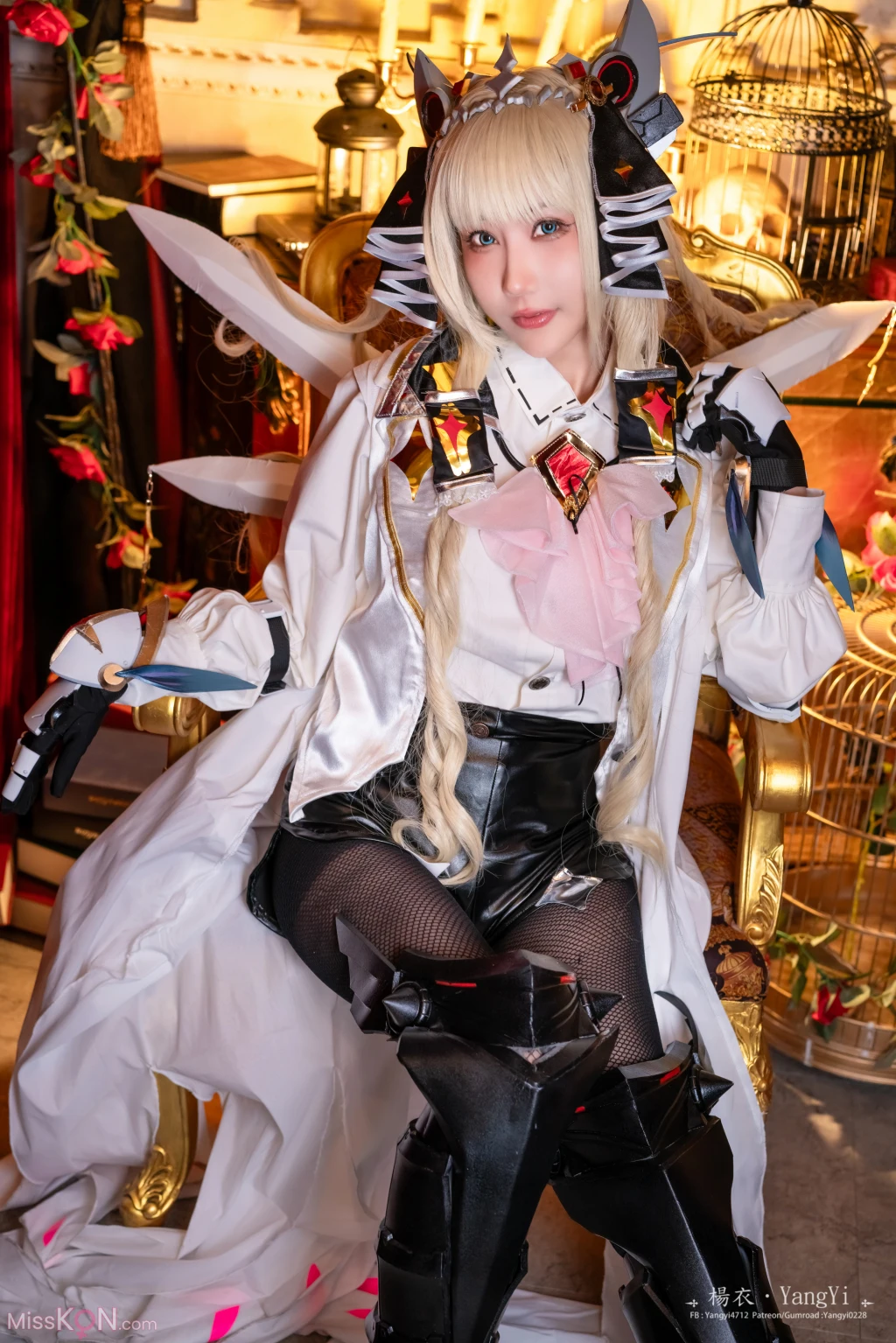 Coser@楊衣Yangyi: Crown (33 photos)