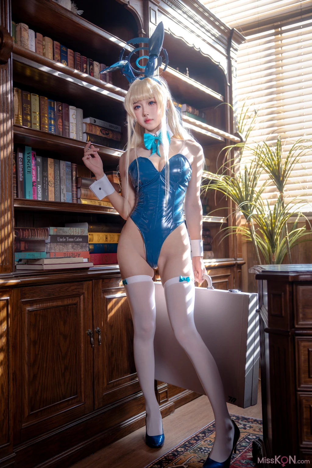 Coser@阿包也是兔娘: 飞鸟马时 (30 photos)