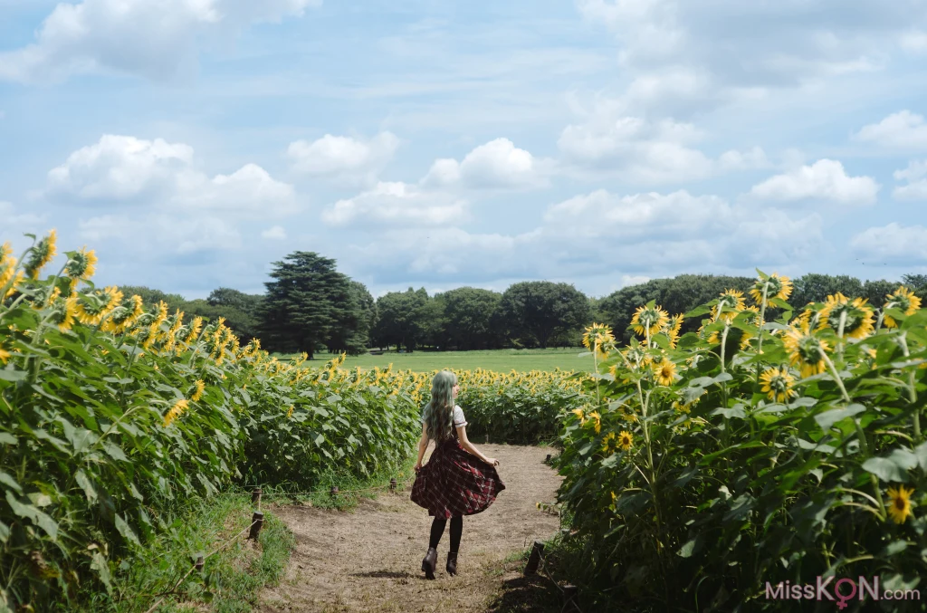 Coser@Ely_eee (ElyEE子): Kazami Yuuka 幽香花海 (38 photos + 1 video)