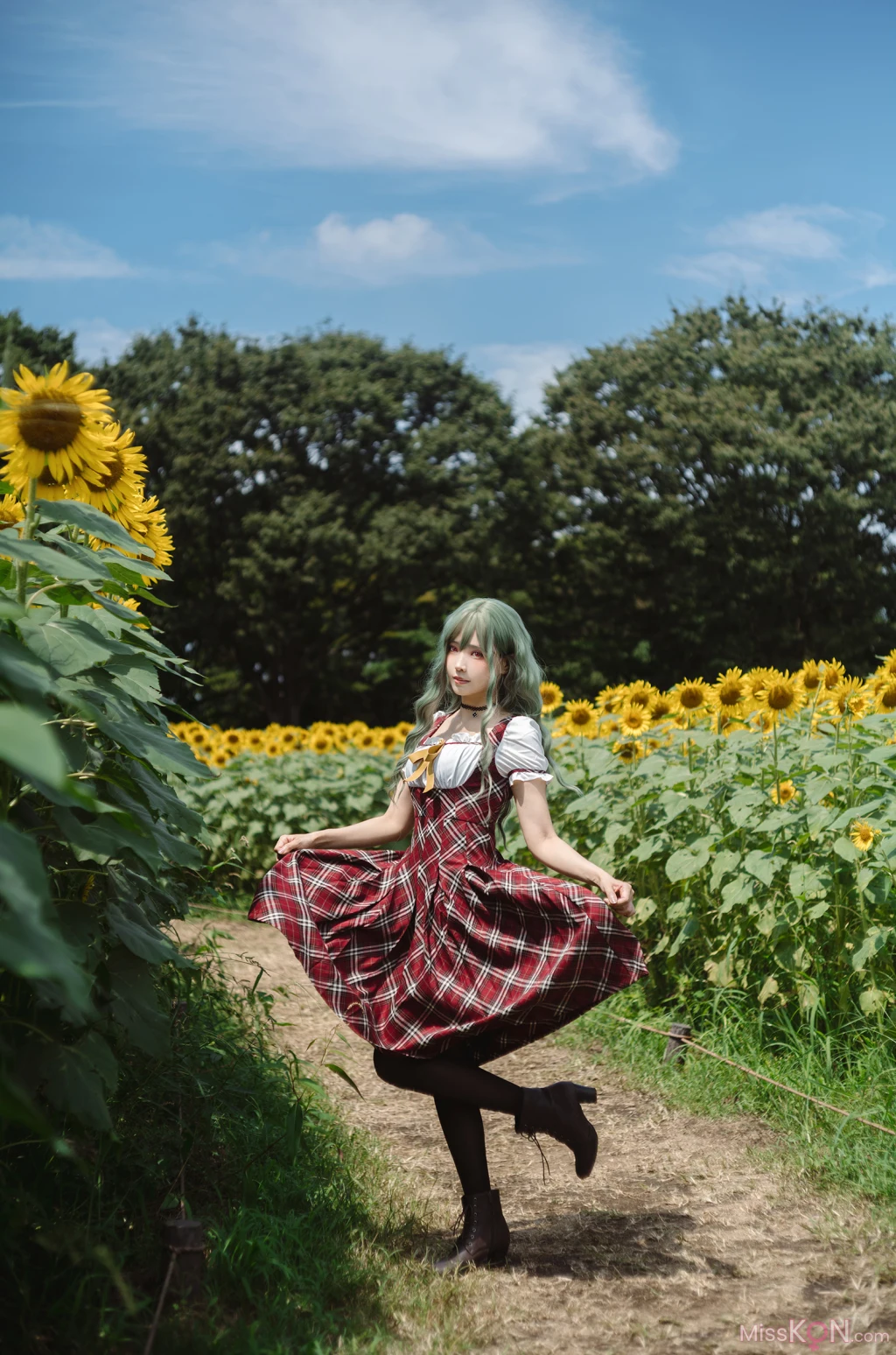 Coser@Ely_eee (ElyEE子): Kazami Yuuka 幽香花海 (38 photos + 1 video) – Page 2