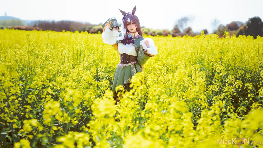Coser@星之迟迟Hoshilily: 赛马娘-里见光钻·梦想的回应 (48 photos + 1 video)
