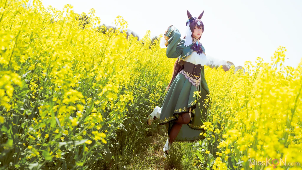 Coser@星之迟迟Hoshilily: 赛马娘-里见光钻·梦想的回应 (48 photos + 1 video)