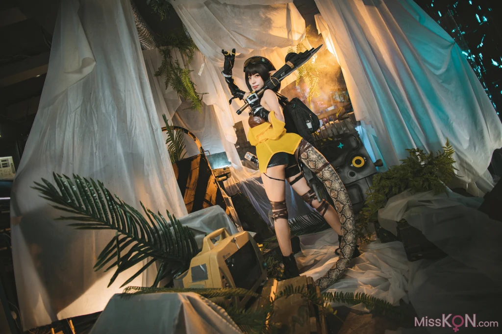 Coser@三無人型: 森蚺精一 (22 photos)