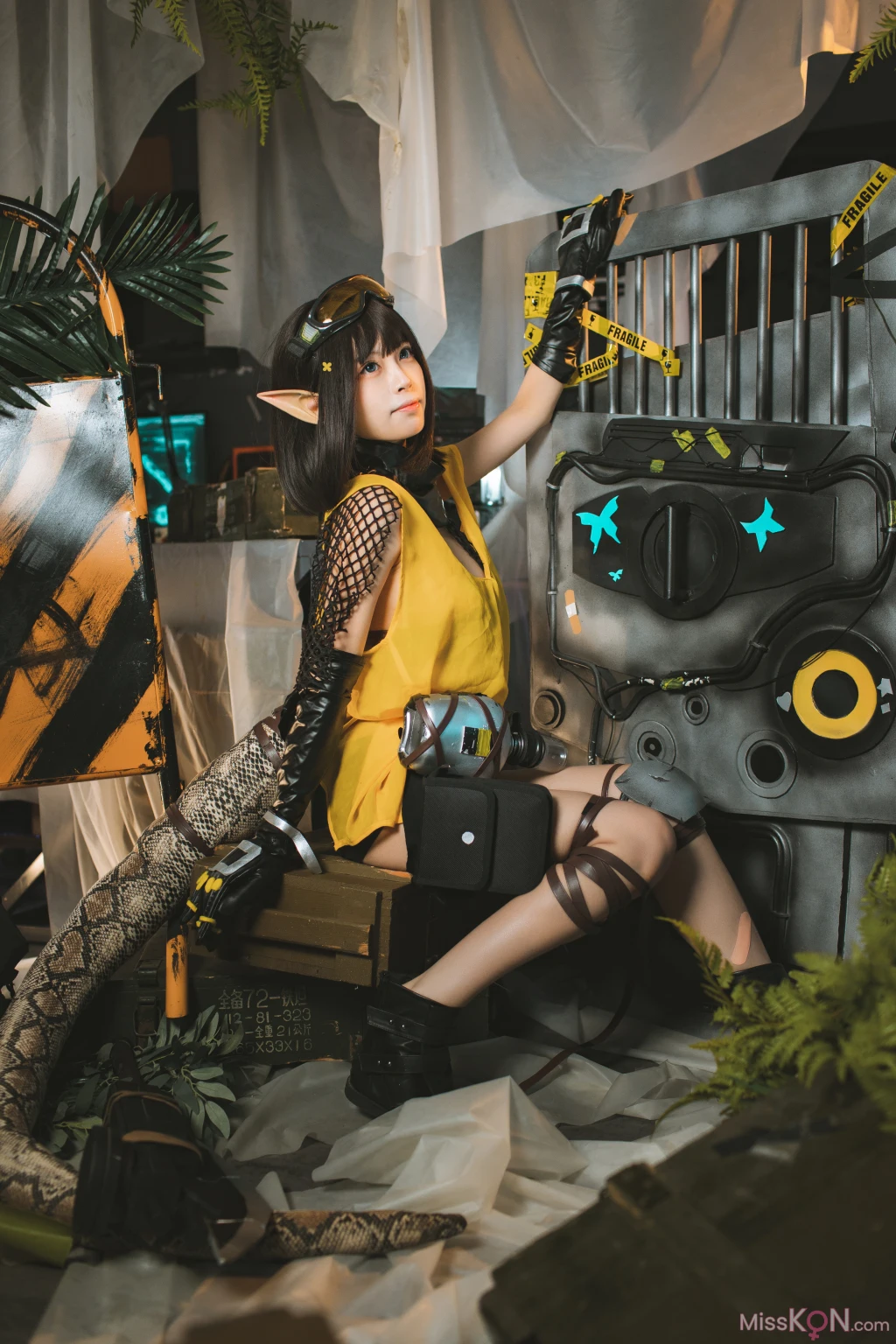 Coser@三無人型: 森蚺精一 (22 photos)