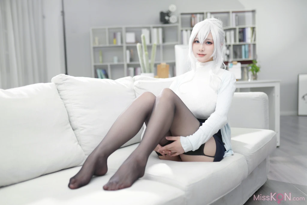 Coser@幼愛Youmeko: 未亡人雪女 (70 photos)
