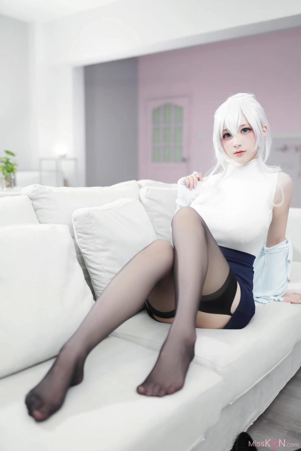 Coser@幼愛Youmeko: 未亡人雪女 (70 photos)