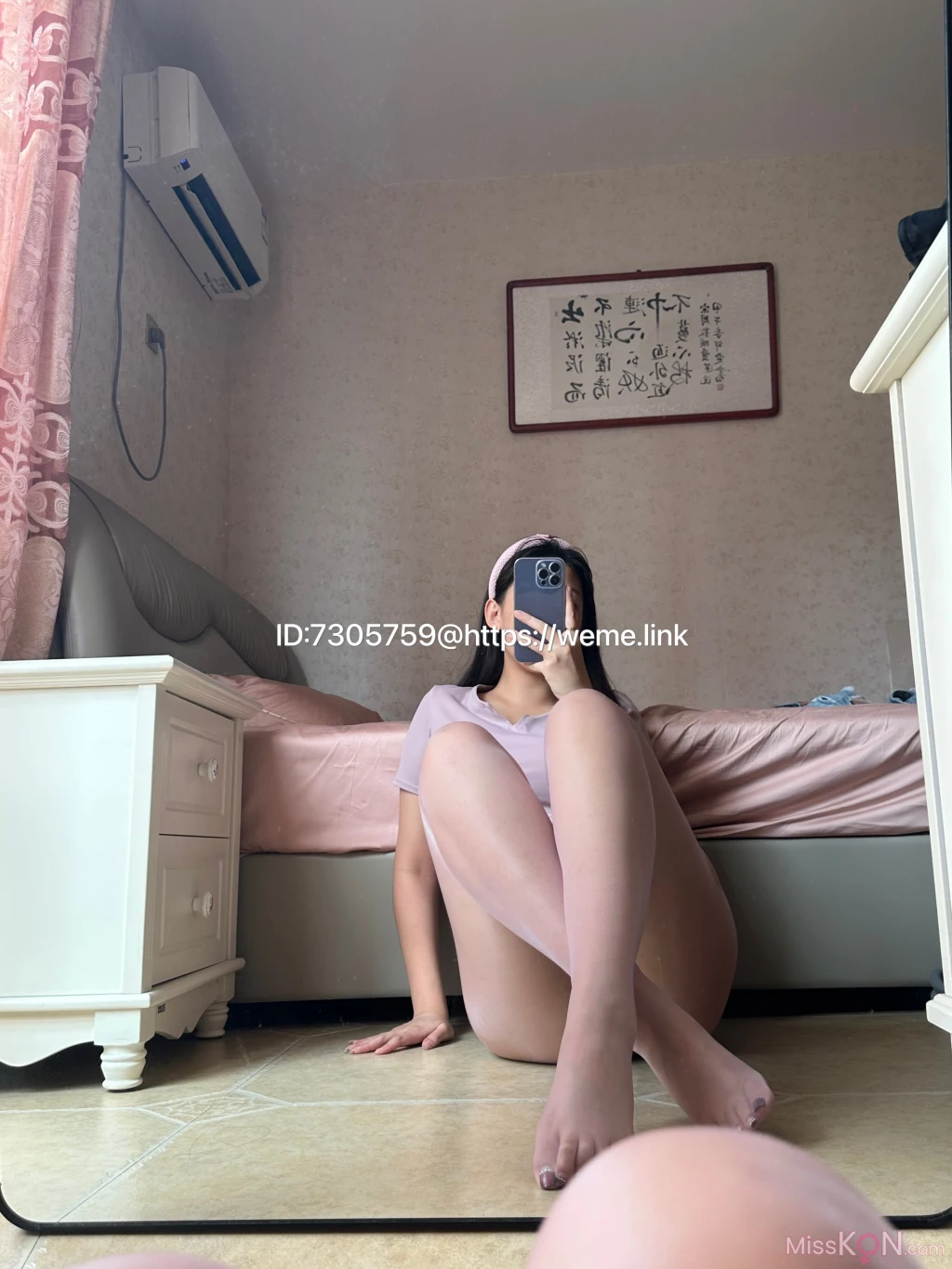 美邵女Baby: 短裤系列 (54 photos) – Page 2