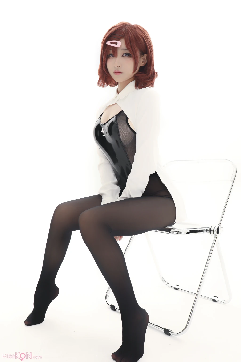 Coser@幼愛youmeko: 樋口円香竞泳灰丝 (29 photos)