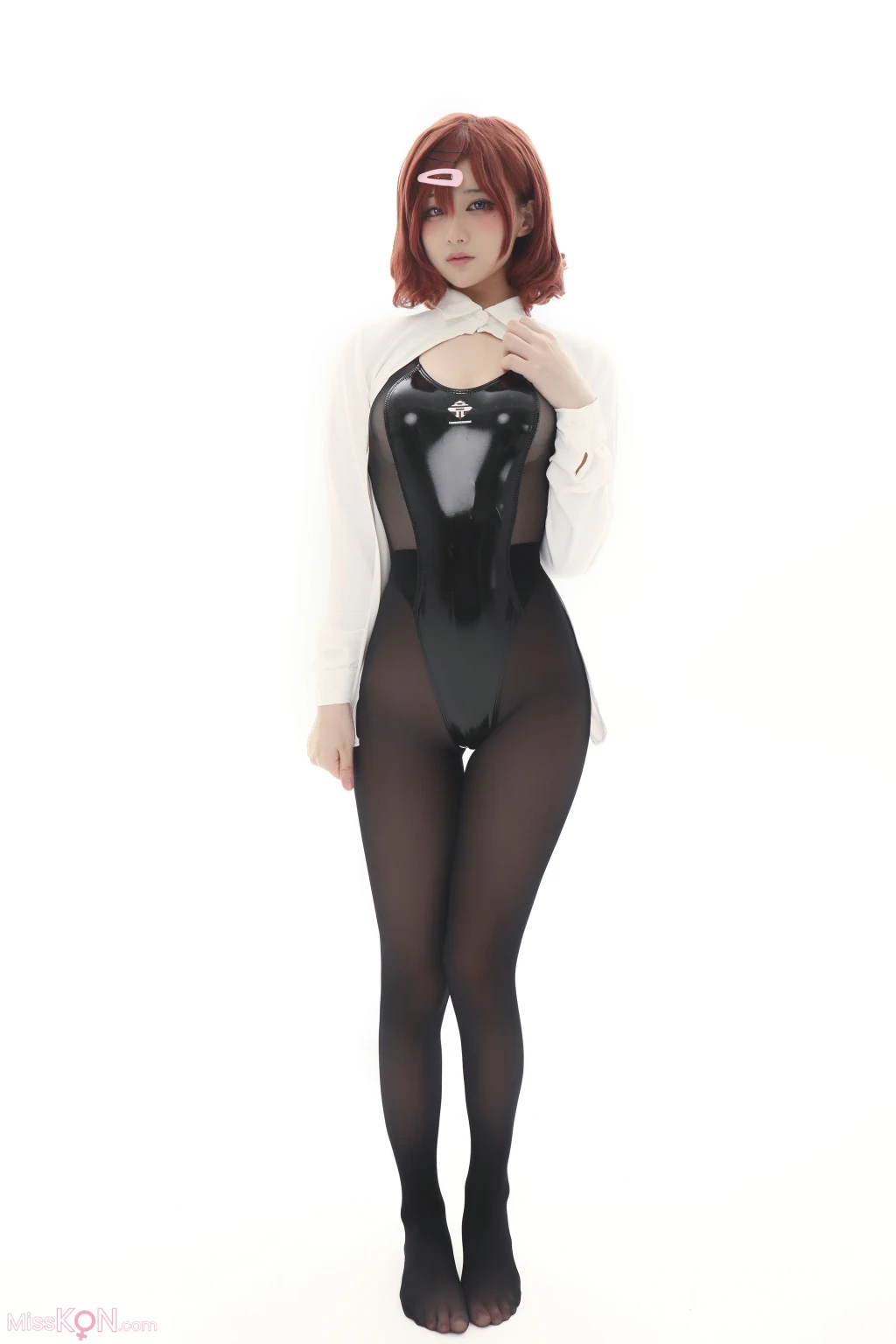 Coser@幼愛youmeko: 樋口円香竞泳灰丝 (29 photos)