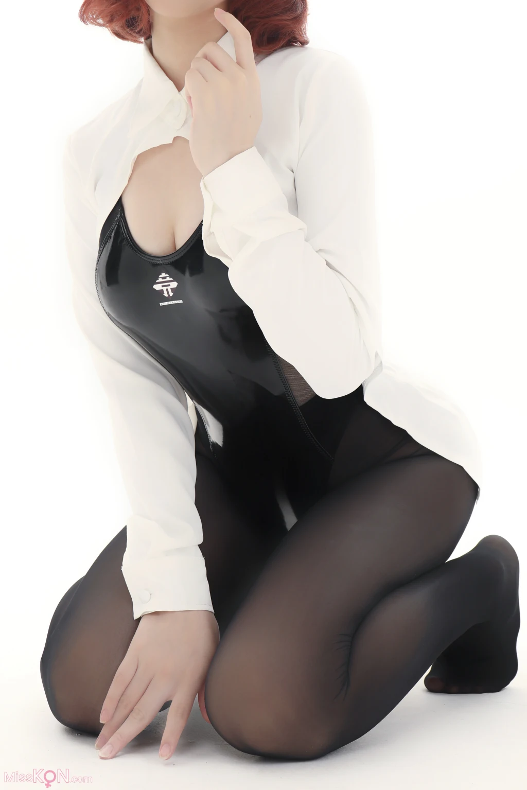 Coser@幼愛youmeko: 樋口円香竞泳灰丝 (29 photos) – Page 2