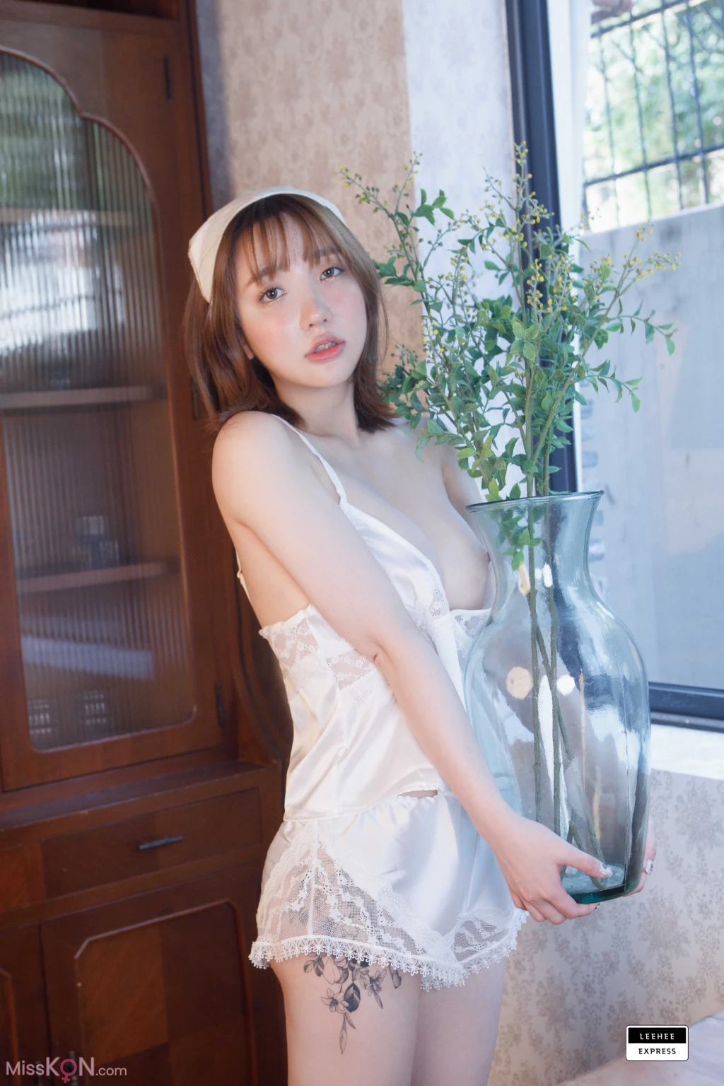 [LE] LEDB-043A: Son Ye-Eun (손예은) (50 photos)