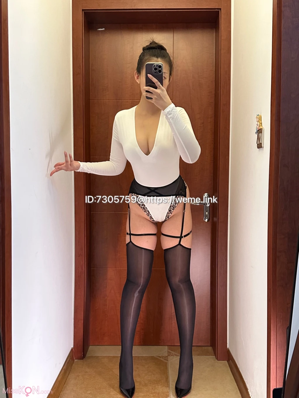 美邵女Baby: 勒肉黑丝 (60 photos) – Page 4