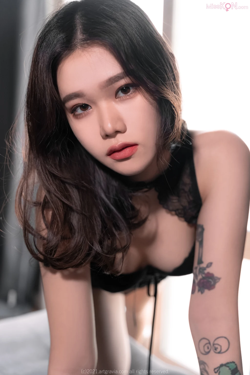 AG.300: Sira (시라) (83 photos)