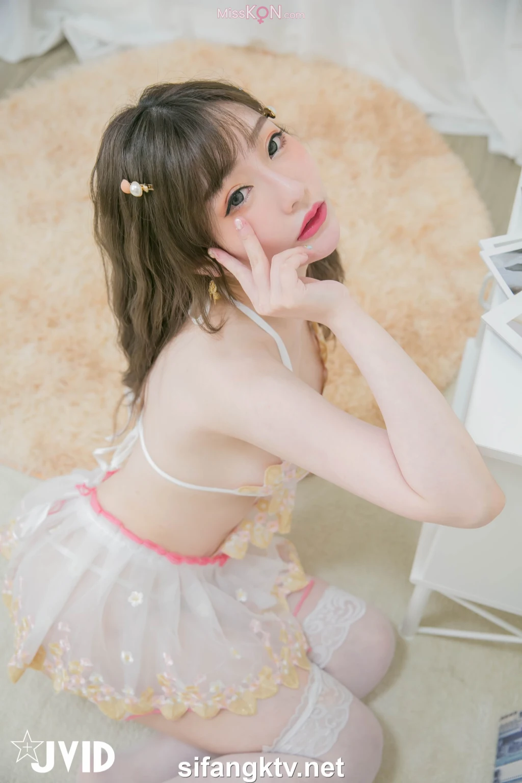 [JVID] 璃奈酱 Rina: 天女召唤 裸衣天女的情色选择题 (120 photos )
