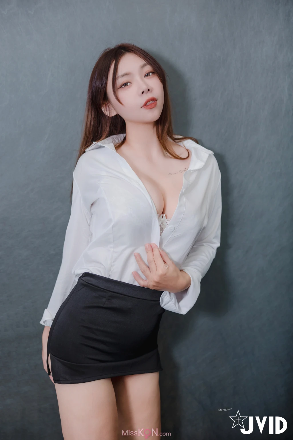 [JVID] 婕咪 Jucie &amp; 啤儿: 秘書姐妹花，極品白虎粉穴，都市麗人三點全露，超清畫質 爆乳白皙秘書姐妹花-在老闆家女女戀叫聲太激情 (177 photos )