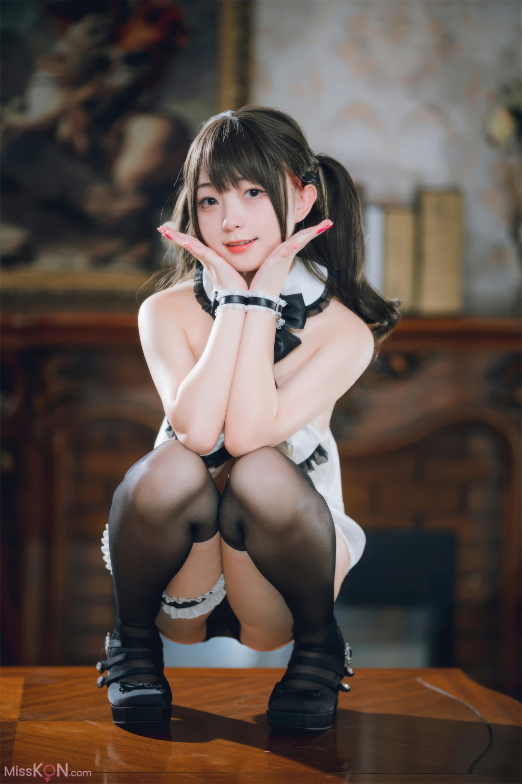 Coser@花铃: 万圣节 小恶魔女仆 (82 photos)
