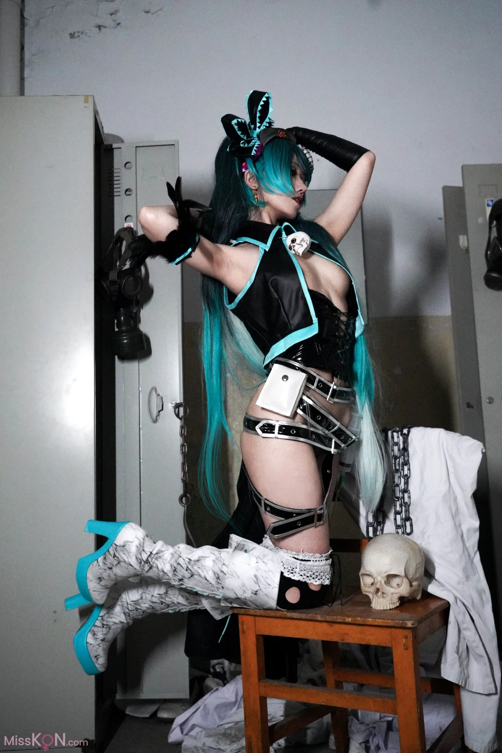Coser@絞肉姬Walküre: 骸音 囚人与纸飞机 (44 photos)