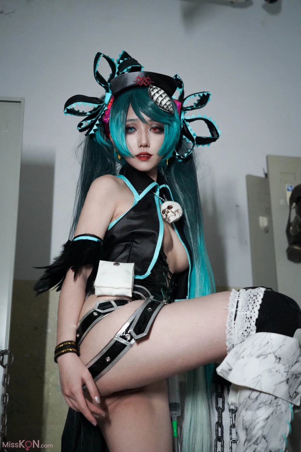 Coser@絞肉姬Walküre: 骸音 囚人与纸飞机 (44 photos)
