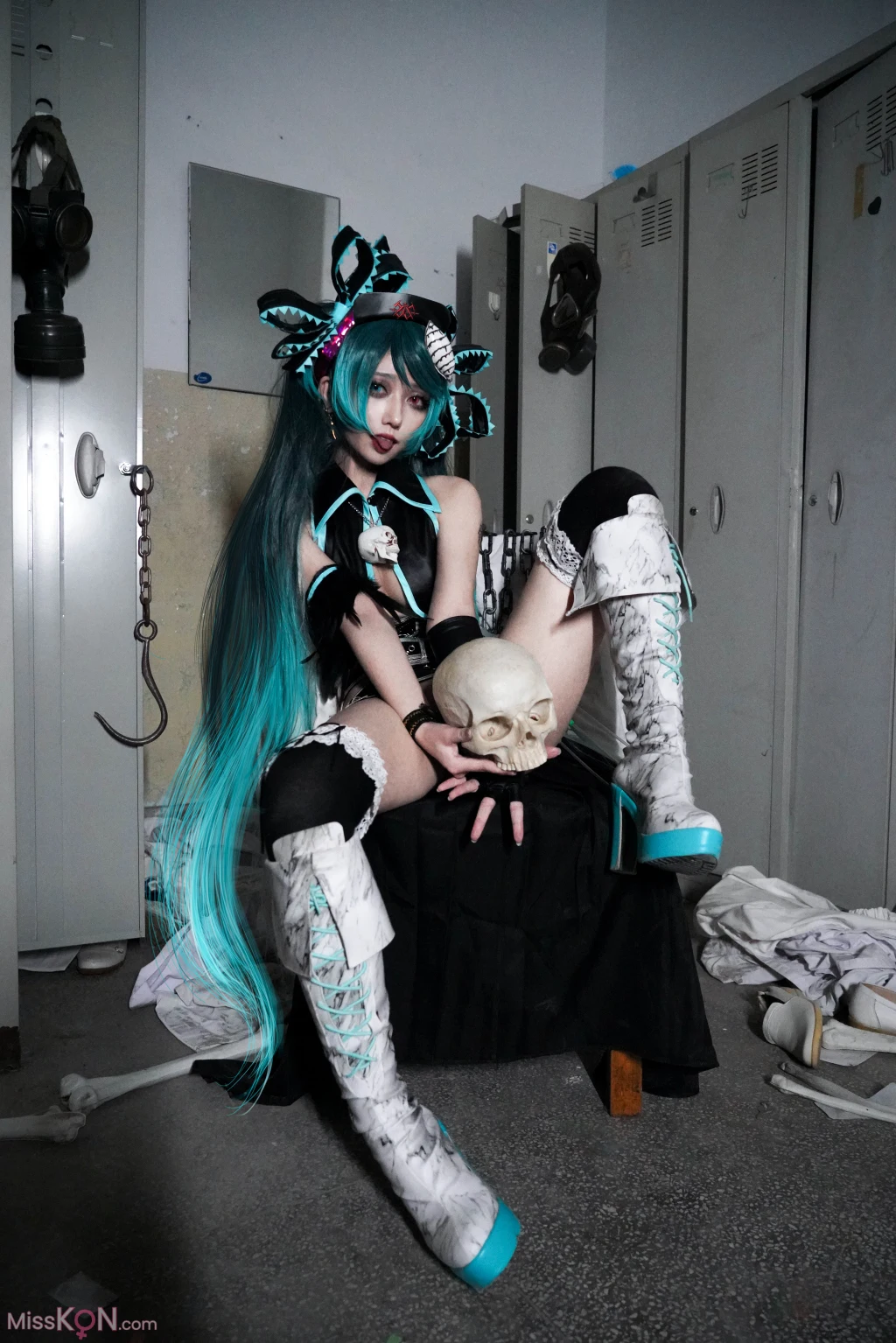 Coser@絞肉姬Walküre: 骸音 囚人与纸飞机 (44 photos)