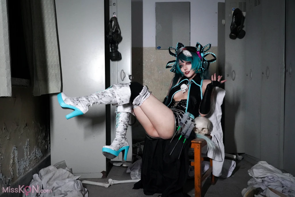 Coser@絞肉姬Walküre: 骸音 囚人与纸飞机 (44 photos)