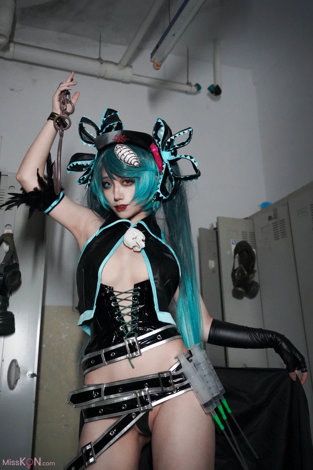 Coser@絞肉姬Walküre: 骸音 囚人与纸飞机 (44 photos)