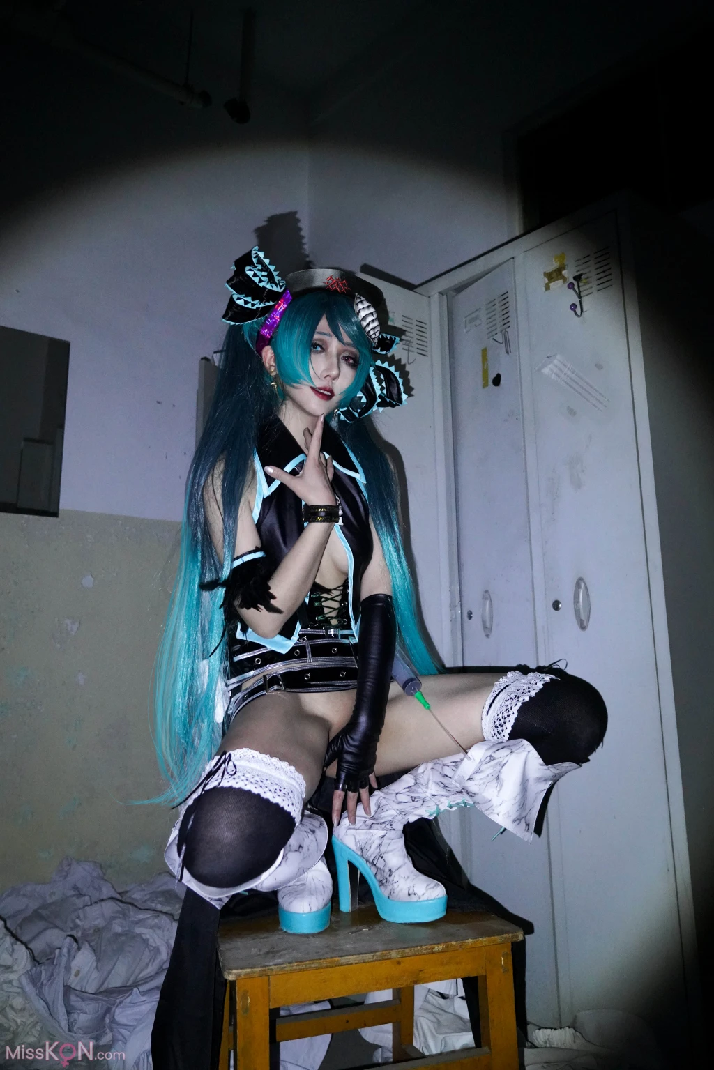 Coser@絞肉姬Walküre: 骸音 囚人与纸飞机 (44 photos)