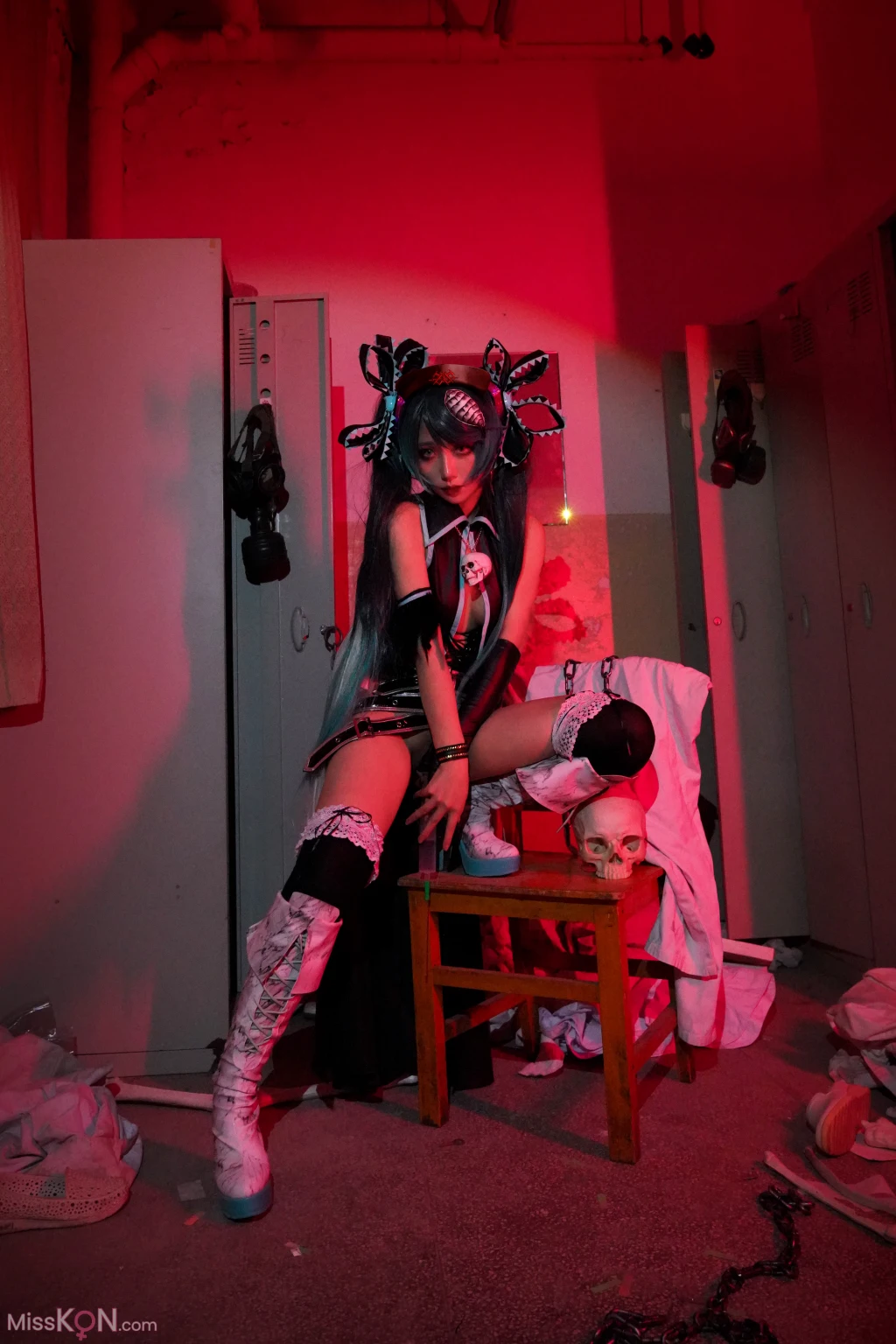 Coser@絞肉姬Walküre: 骸音 囚人与纸飞机 (44 photos)