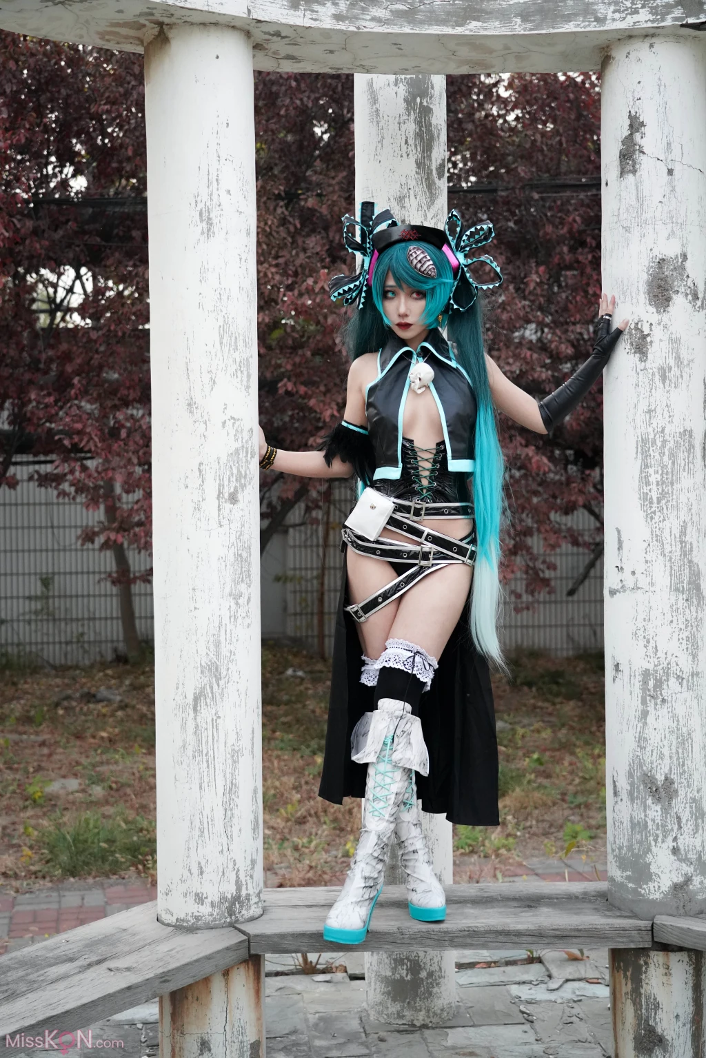 Coser@絞肉姬Walküre: 骸音 囚人与纸飞机 (44 photos)
