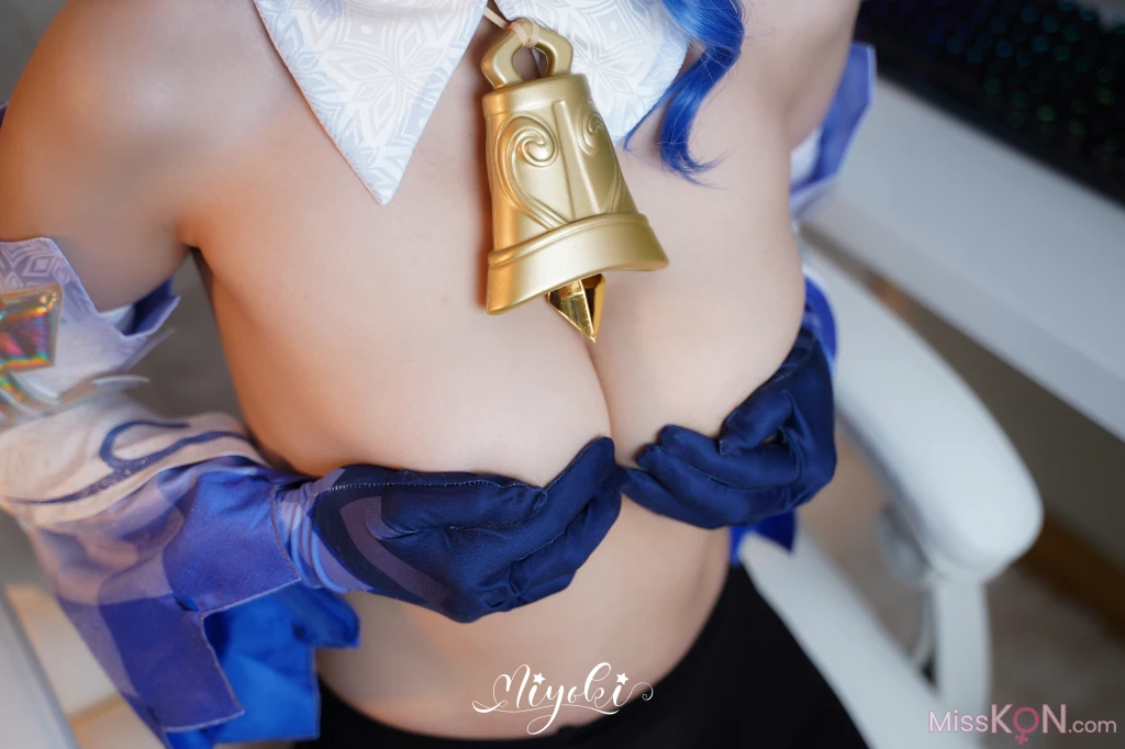 Coser@铃木美咲 (Misaki Suzuki): 想见你-(甘雨篇) (45 photos )