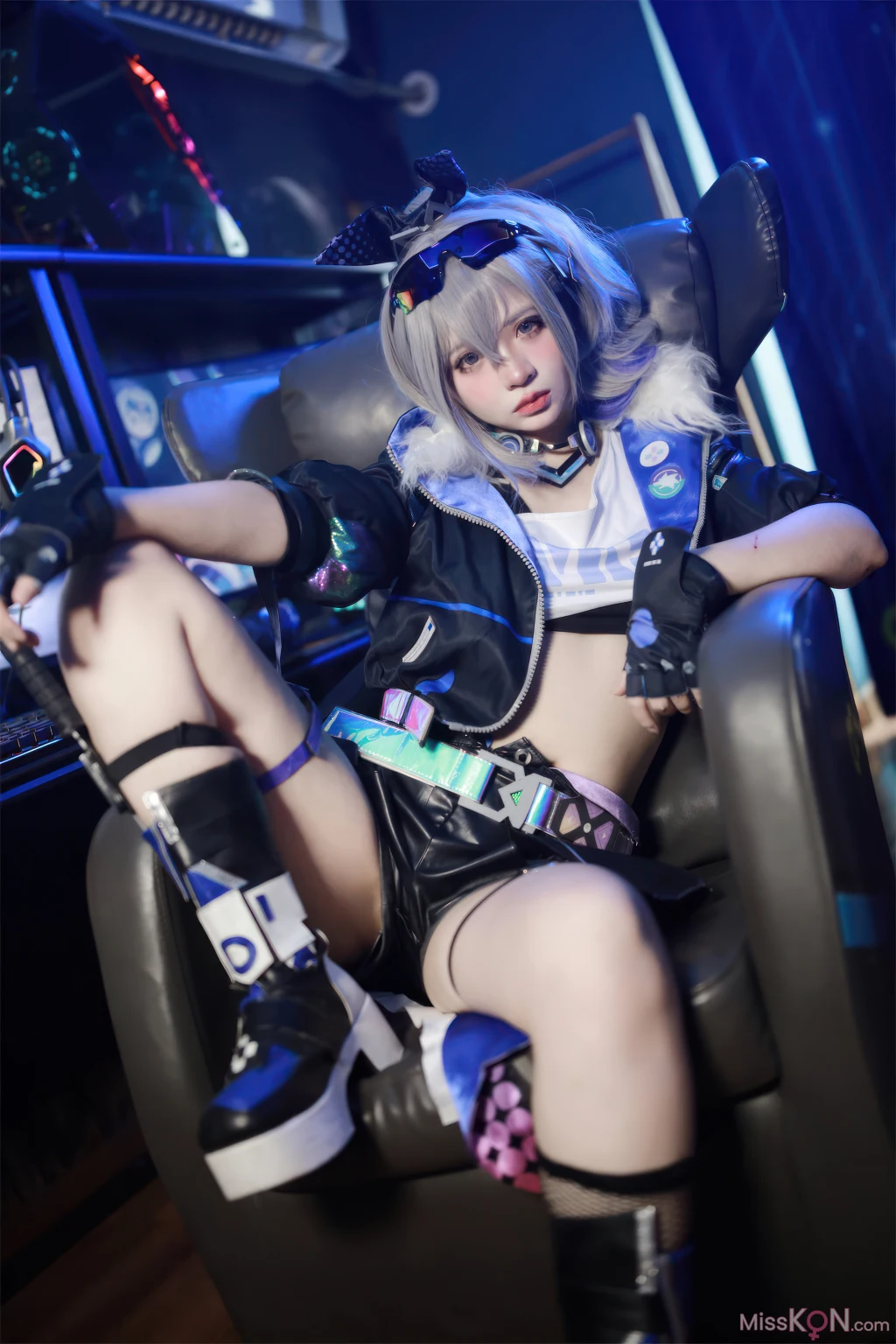 Coser@疯猫ss: 少女衣橱 银狼 (37 photos)