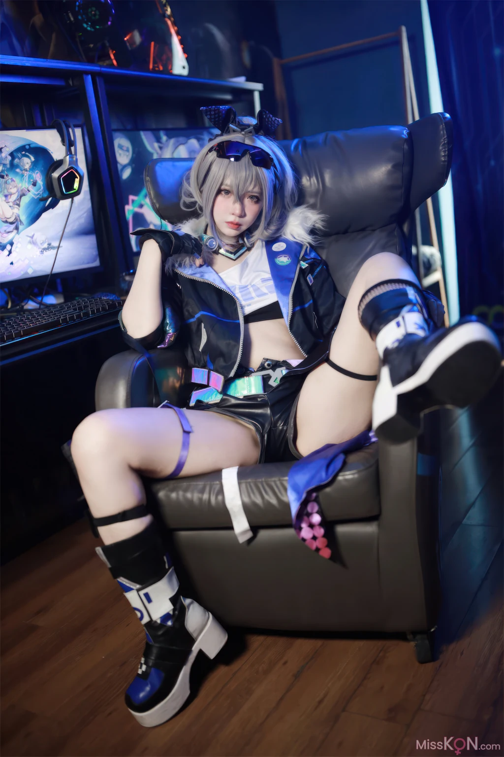 Coser@疯猫ss: 少女衣橱 银狼 (37 photos)