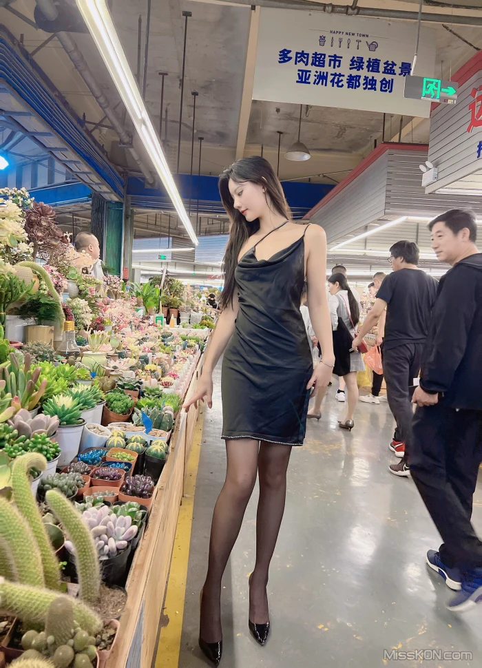 Jiu Shi A Zhu A (就是阿朱啊): 微密圈网红一姐 精选VIP门槛视图流出 (584 photos + 16 videos) – Page 15