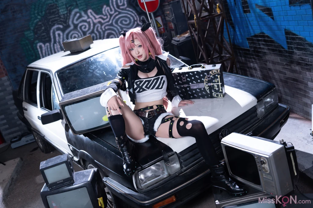 Coser@清水由乃: 绝区零 妮可 (26 photos)