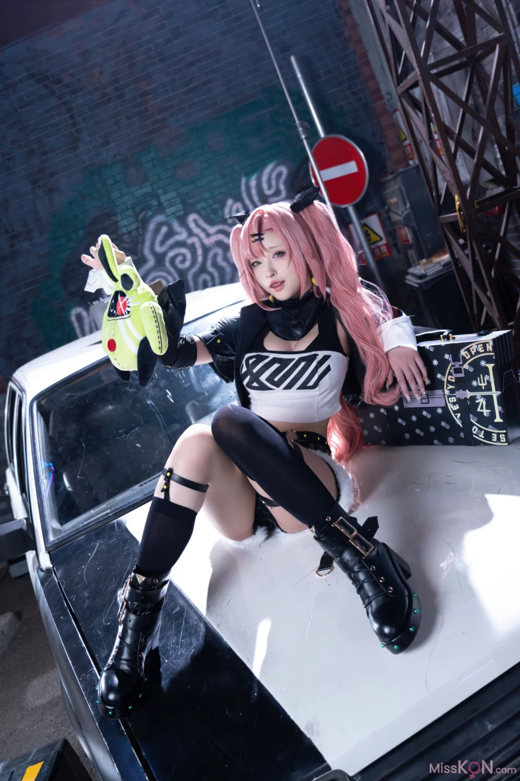 Coser@清水由乃: 绝区零 妮可 (26 photos)