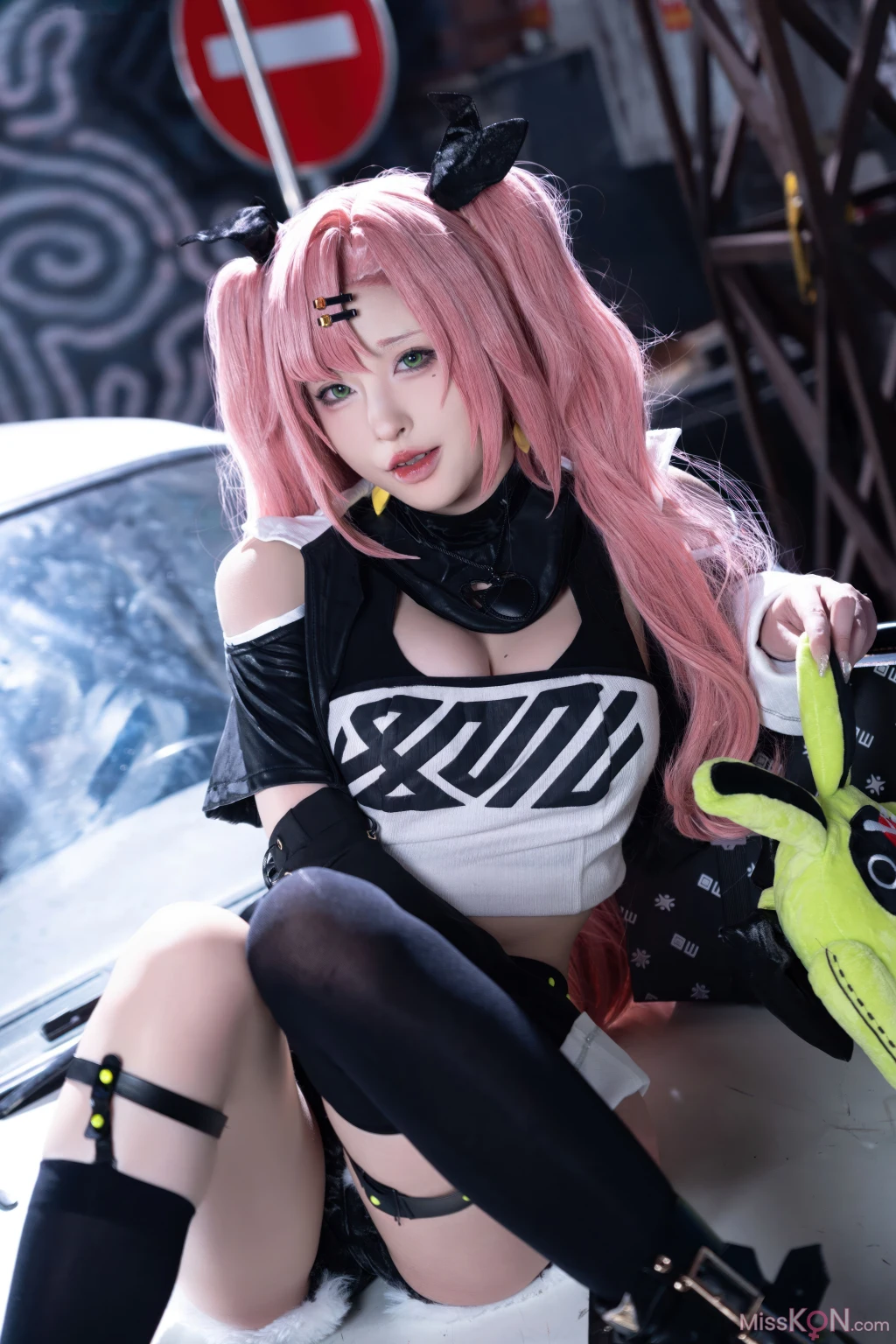 Coser@清水由乃: 绝区零 妮可 (26 photos)