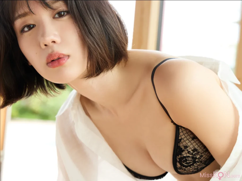 [JP] Yui Arata (新唯): リングの”華”舞い降りた！Vol.1 (51 photos)