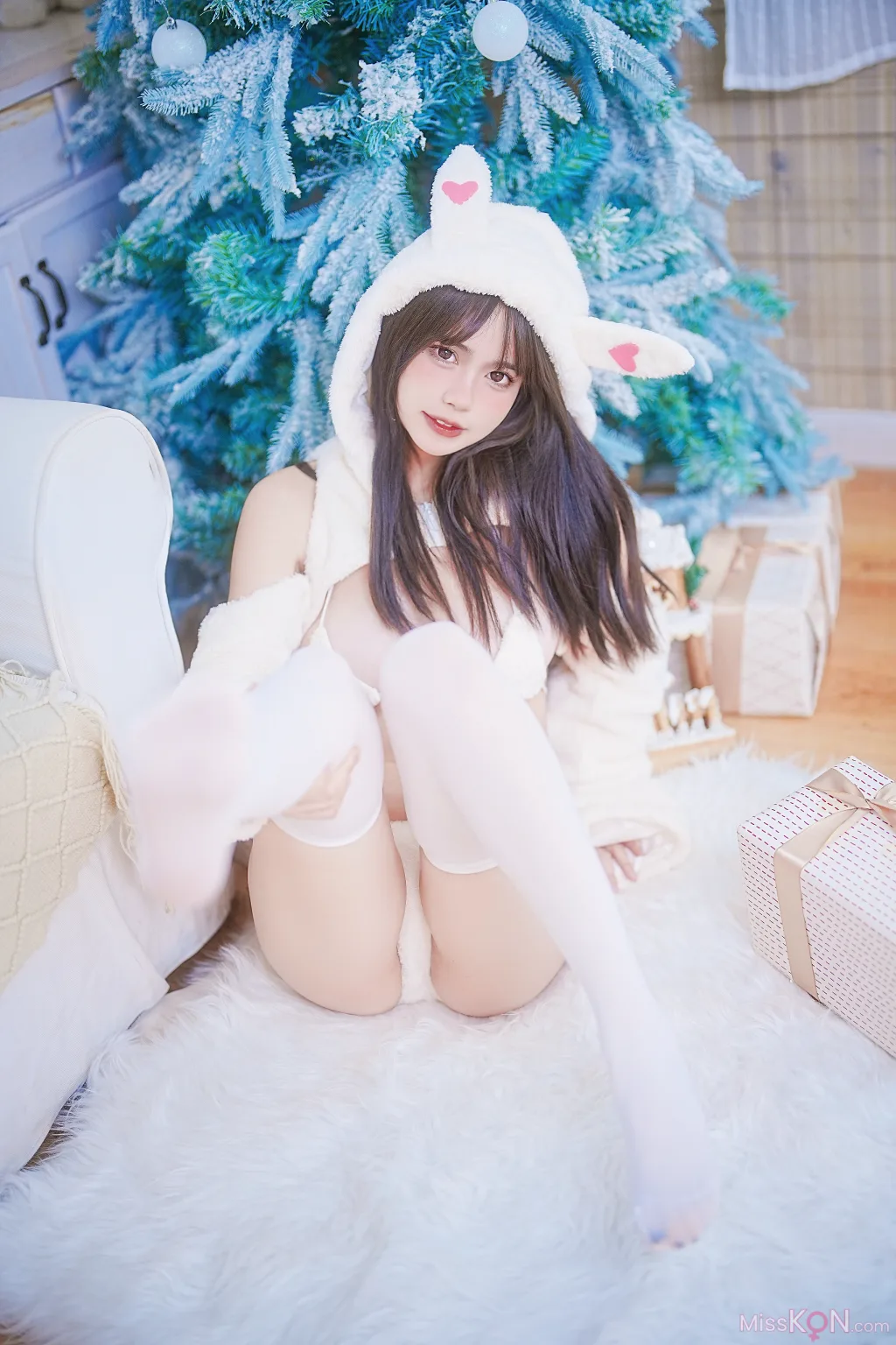 Coser@Tina很妖孽呀: 小兔子乖乖 (52 photos)
