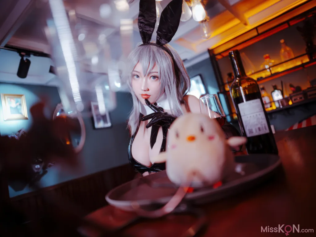 Coser@隼隼子 & 刺青Poi: 碧蓝航线 北卡罗来纳 华盛顿 兔女郎 (40 photos) – Page 2