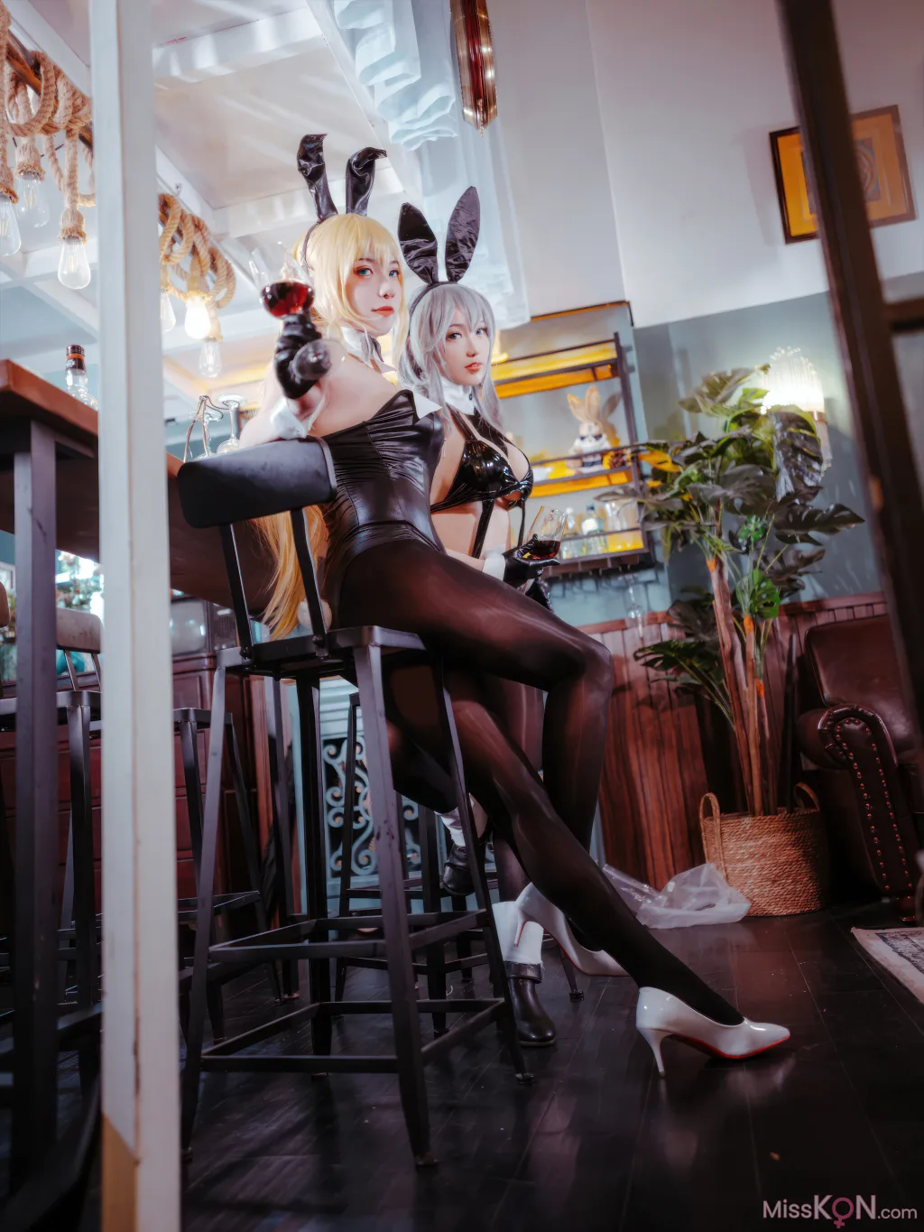 Coser@隼隼子 & 刺青Poi: 碧蓝航线 北卡罗来纳 华盛顿 兔女郎 (40 photos) – Page 2
