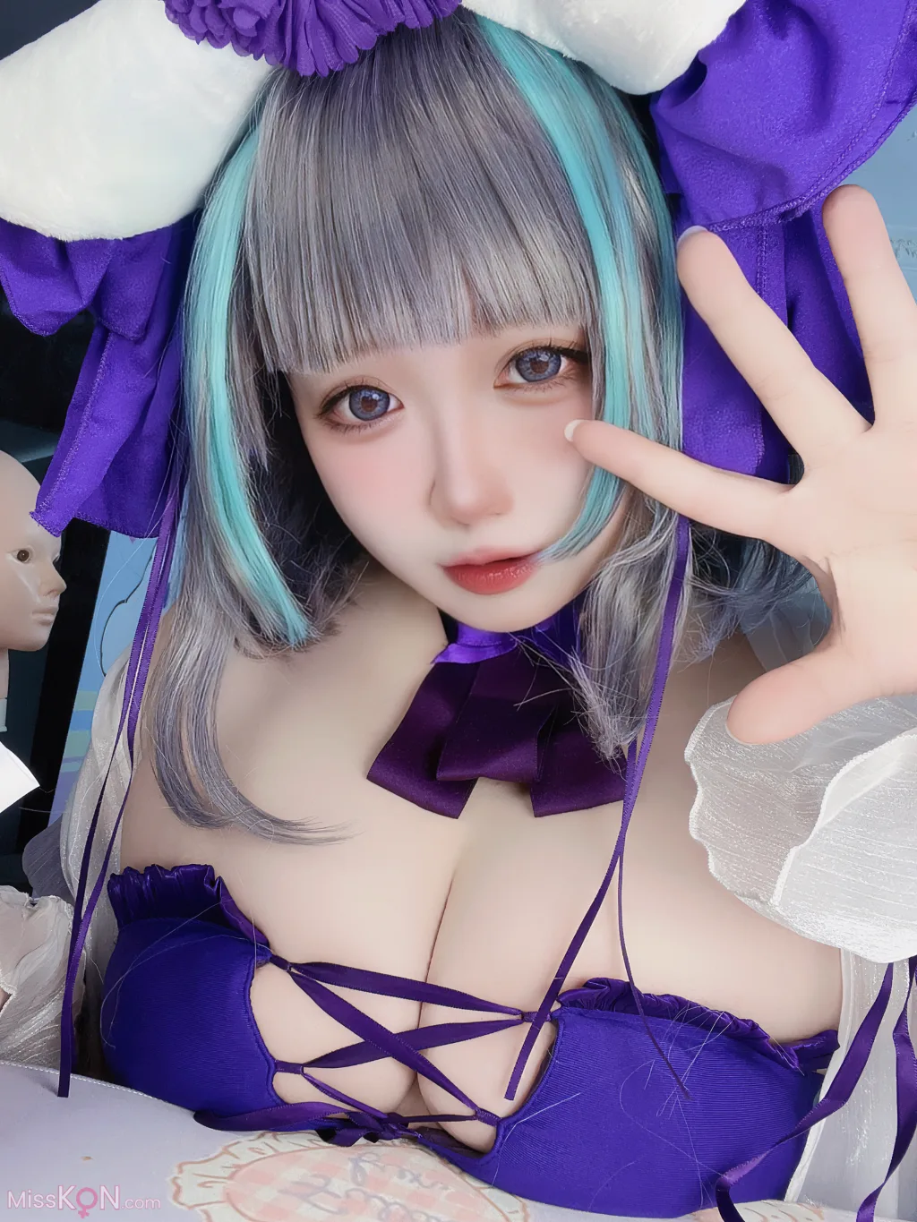 Coser@贞子蜜桃: 碧蓝航线 柴郡泳装 (60 photos )