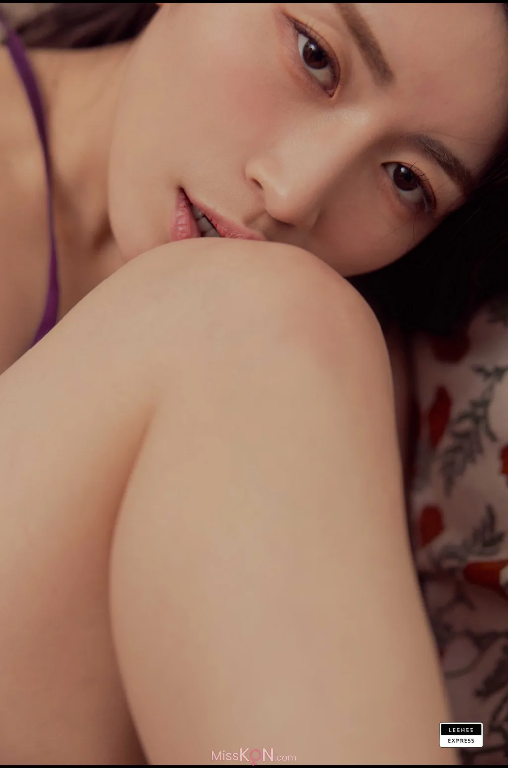 [LE] LEHC-082: Min.E (민이) (71 photos)