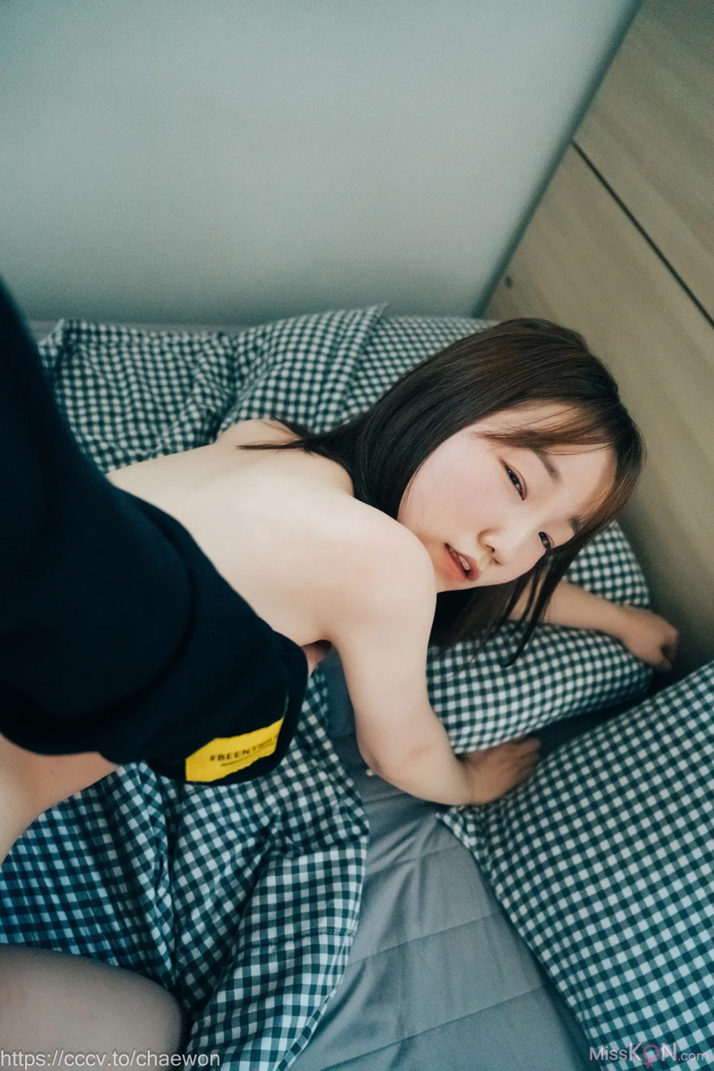 [Loozy] Yeri: Visitor (131 photos)