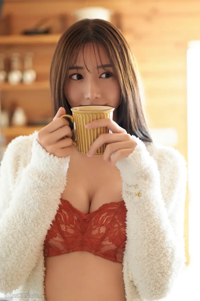 [JP] Saito Yasuyo (斎藤恭代): Real Figure (21 photos)