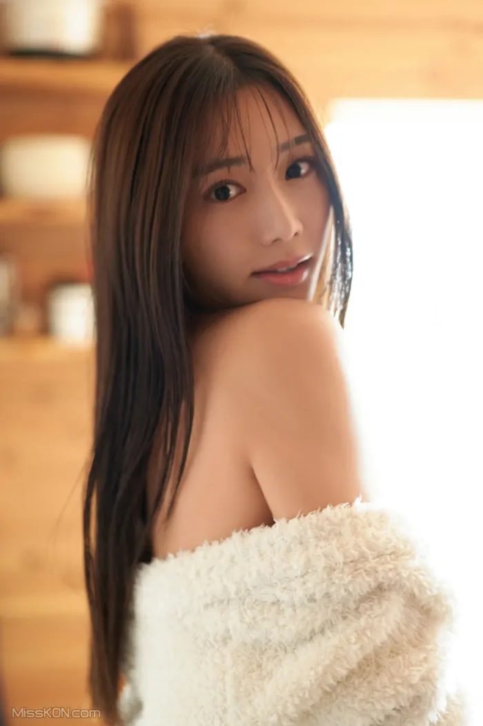 [JP] Saito Yasuyo (斎藤恭代): Real Figure (21 photos)