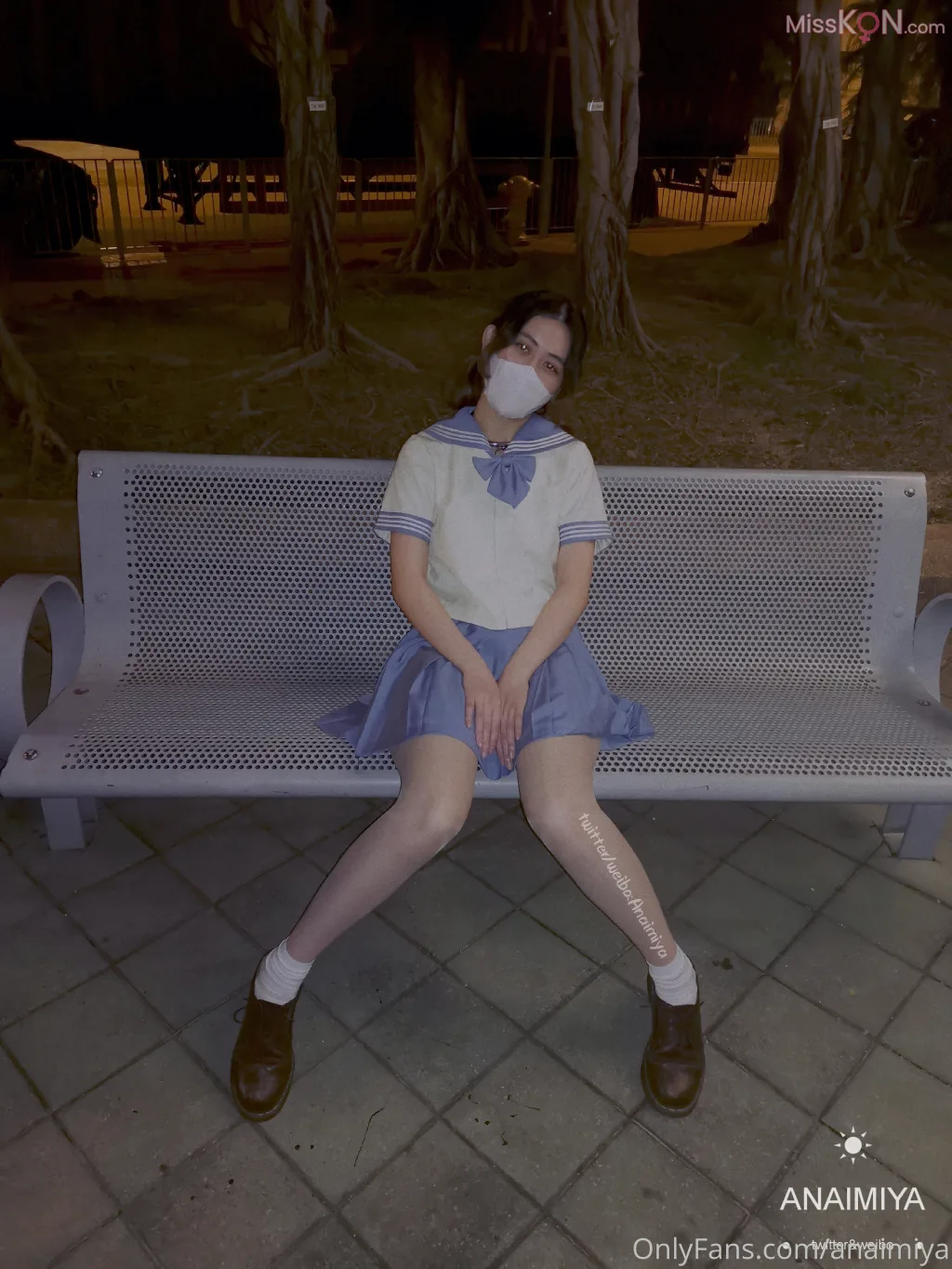 Coser@Anaimiya奶咪: 萌妹黑丝自拍福利 截至6月 (38 photos )