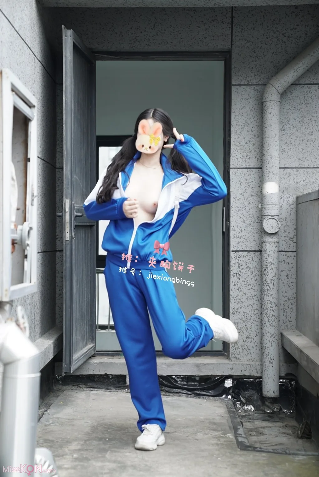 Coser@橙子喵酱: 夹胸饼干 – 校服 (64 photos)