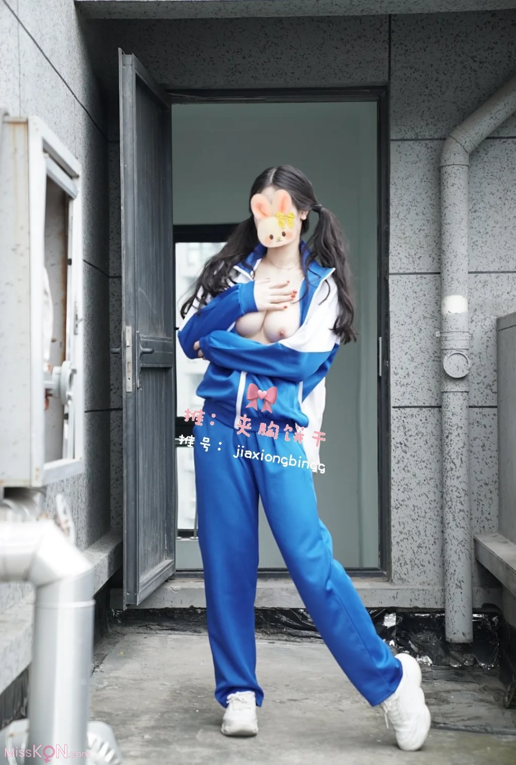 Coser@橙子喵酱: 夹胸饼干 – 校服 (64 photos)