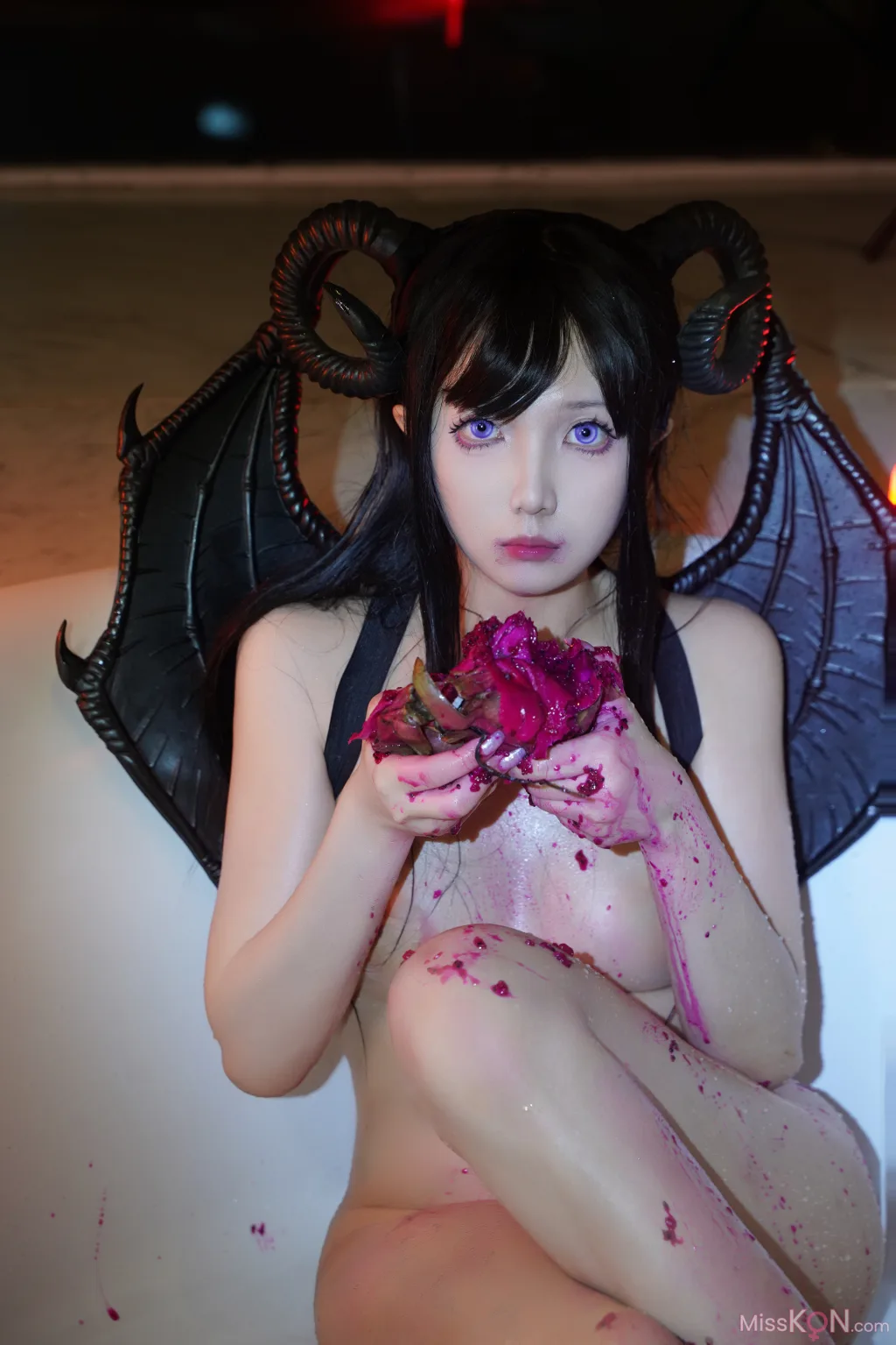 Coser@小和甜酒: 恶魔 (41 photos)